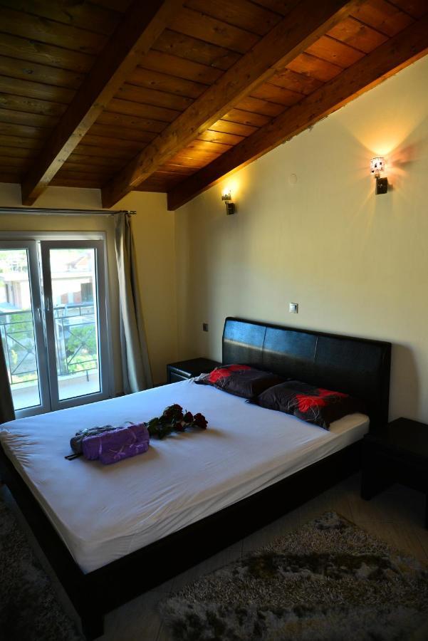 Sea View Luxury Apartment Platariá Exterior foto